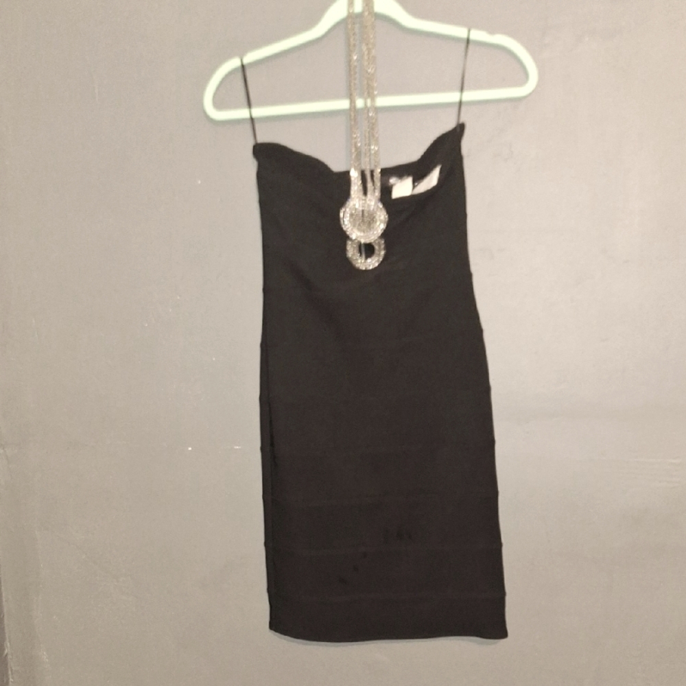 Elegant Black Strapless Dress